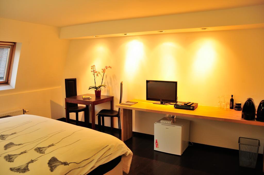 Logies Zen Aan Zee Bed & Breakfast Oostende Cameră foto