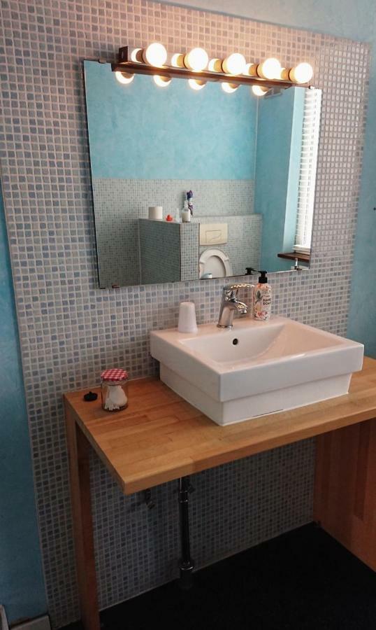 Logies Zen Aan Zee Bed & Breakfast Oostende Exterior foto