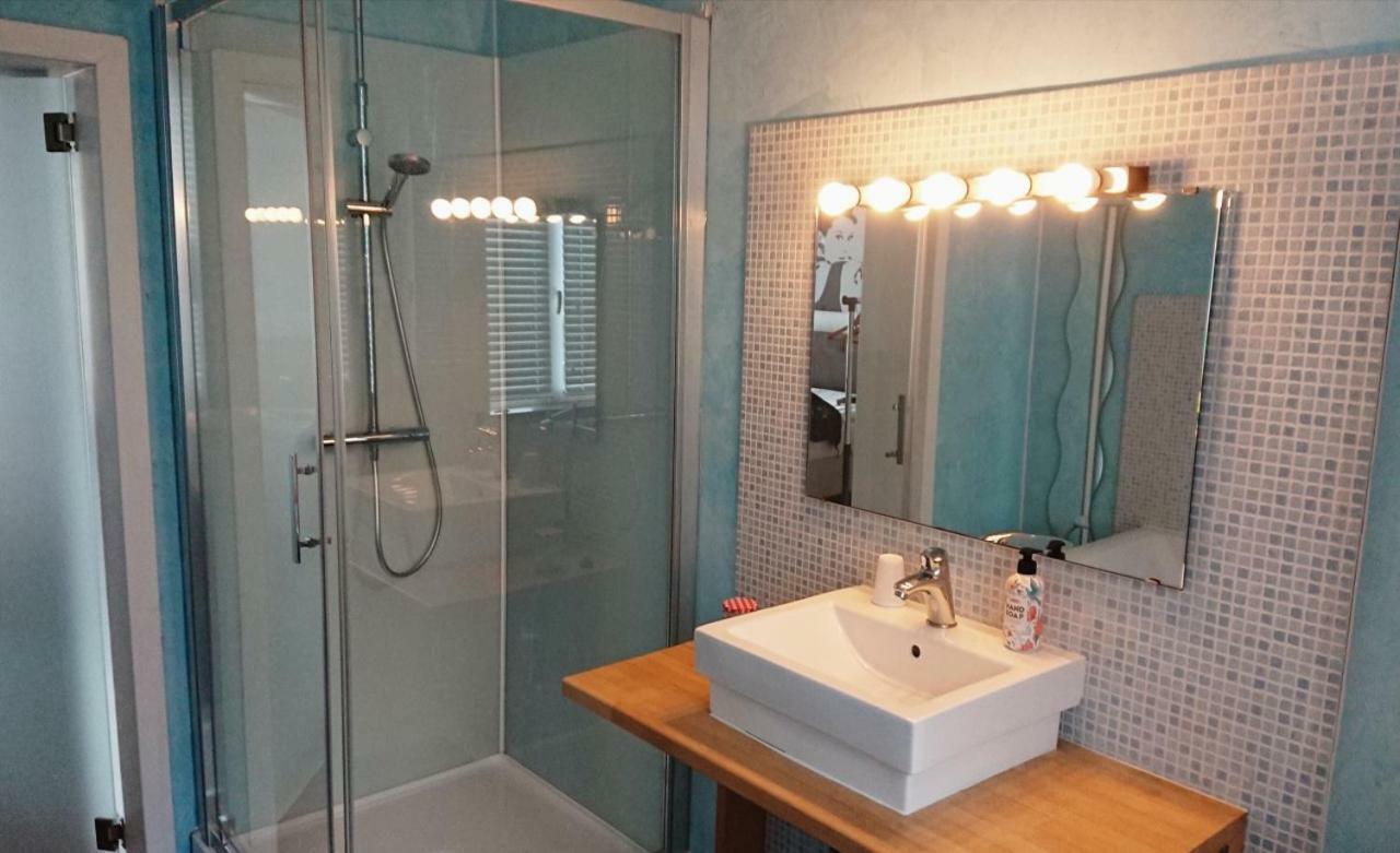 Logies Zen Aan Zee Bed & Breakfast Oostende Exterior foto